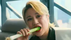 本以为是烂片，上映第1天就拿5个冠军，大鹏导演生涯最好的电影 ! '