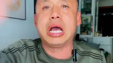 挑战独头蒜，一点不辣