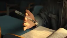 大学生作业《反方向的钟》MV