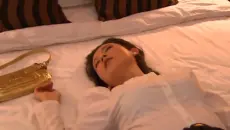 这样的尤物躺在面前，谁痘忍不住扑上去！