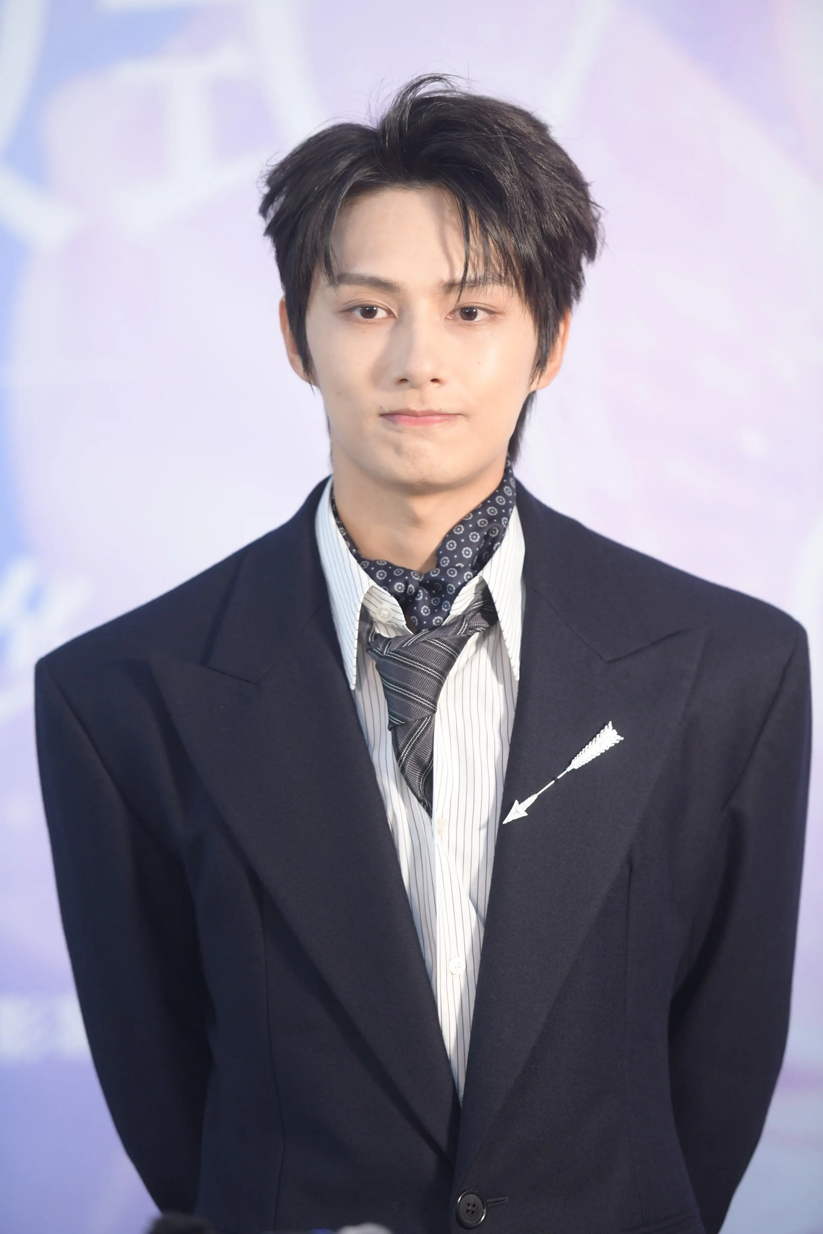 文俊辉凭《捕风追影》获百花奖最佳男配角提名 称荣誉属于大家